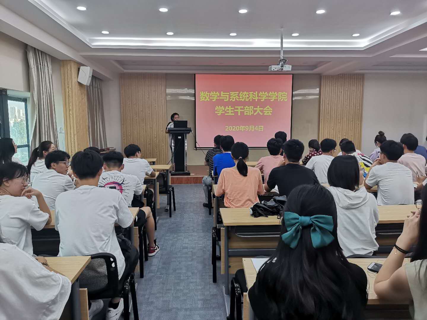 同人色情小说