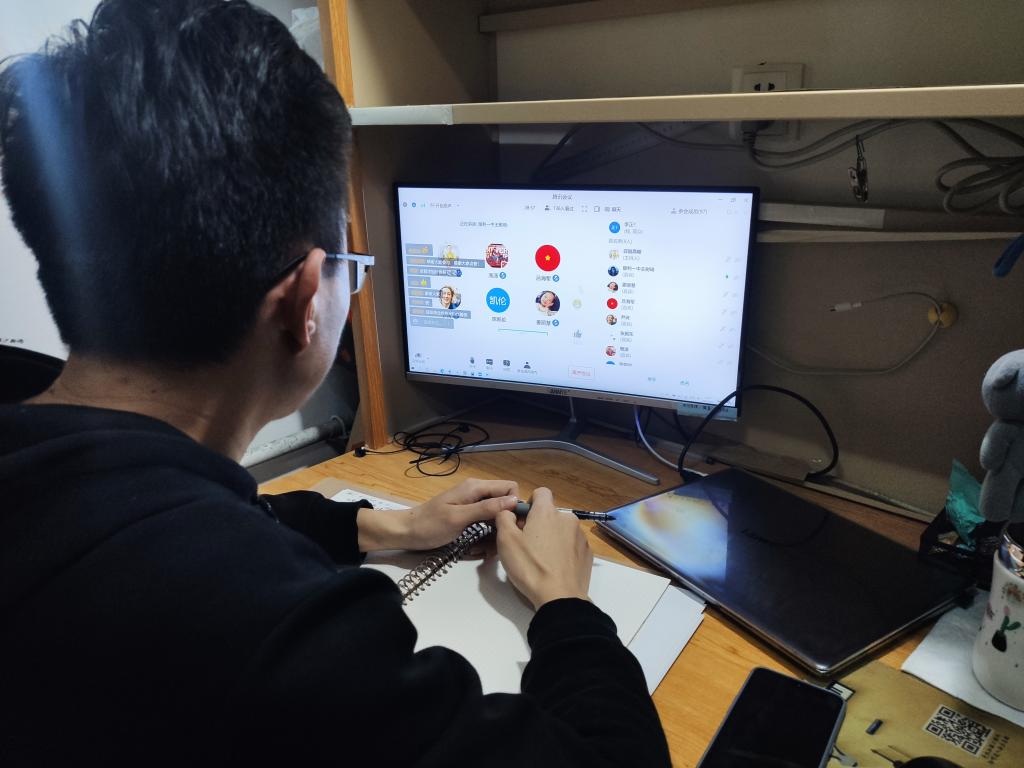 同人色情小说
